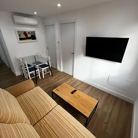 Boutique Apt Next To The Train Station By Turivida Apartman Málaga