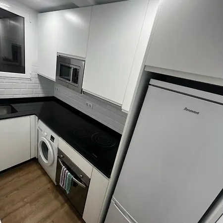 Boutique Apt Next To The Train Station By Turivida * Málaga