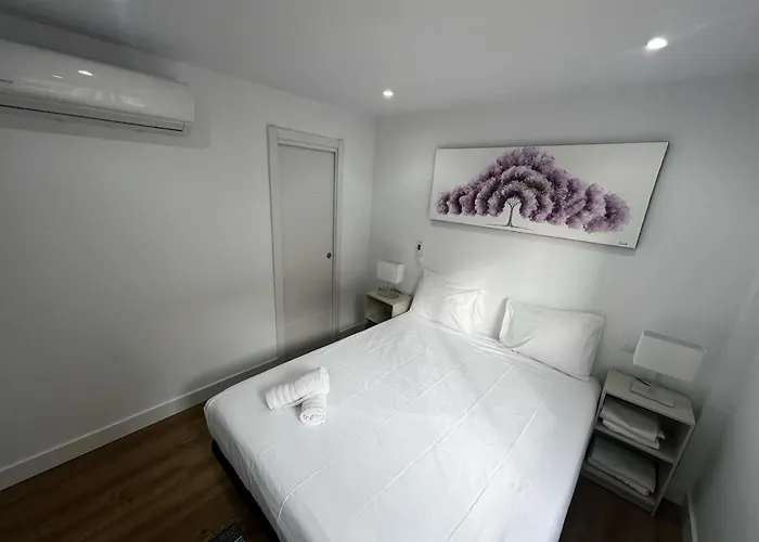 Apartman Boutique Apt Next To The Train Station By Turivida *