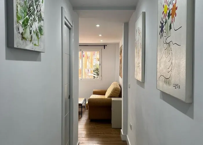 Boutique Apt Next To The Train Station By Turivida *