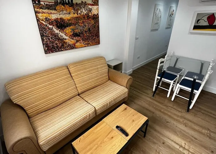 Apartman Boutique Apt Next To The Train Station By Turivida *