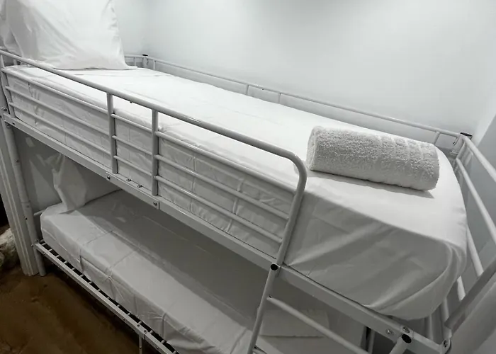 Boutique Apt Next To The Train Station By Turivida *